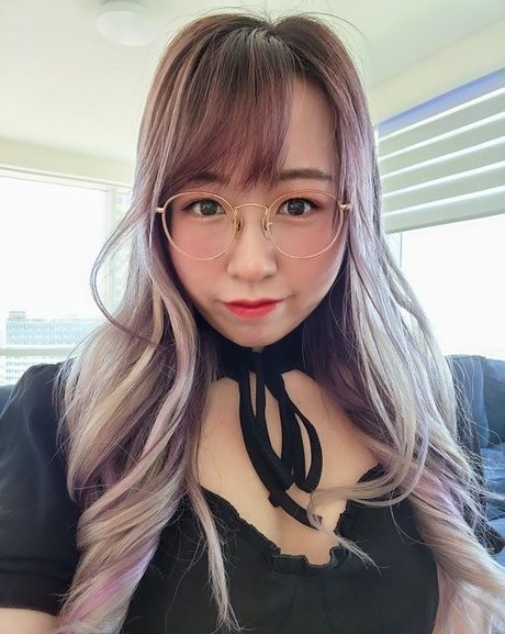 Natsumiii onlyfans posts