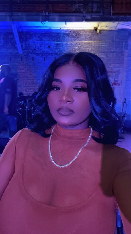 AvaNavalley naked onlyfans pics