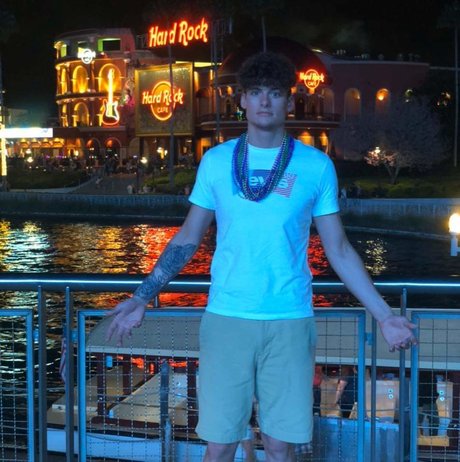 Hunter Ferg nude on onlyfans