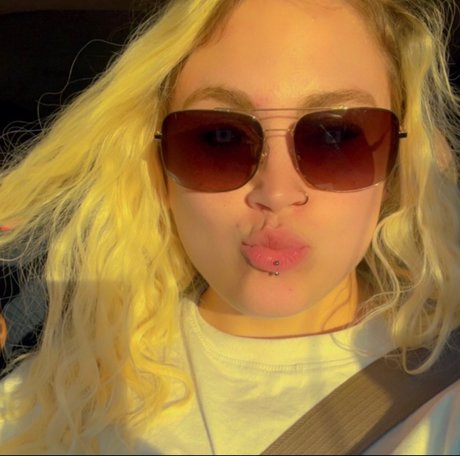 Unicorn Baby onlyfans hot