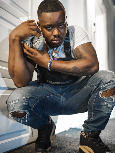 LongMoneyHugo leaked onlyfans photos