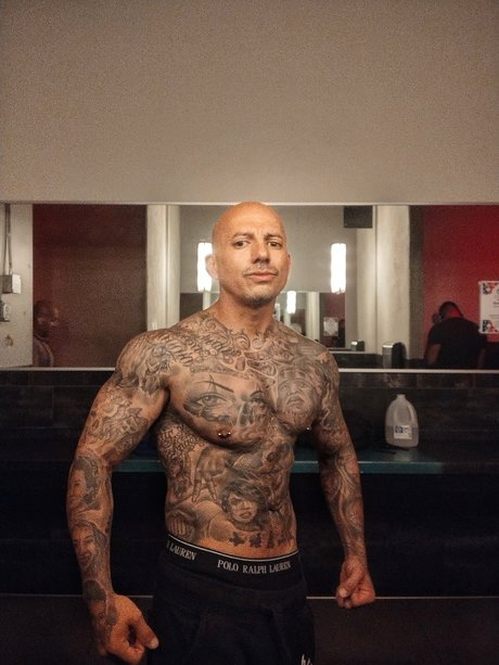 Luis mendoza onlyfans pics