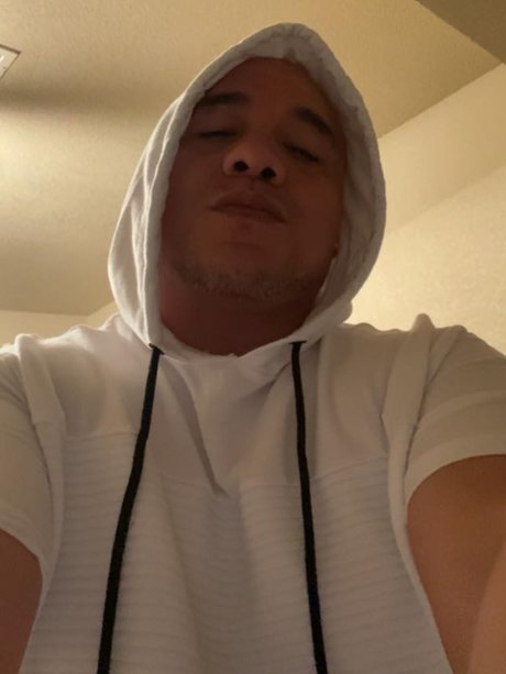 Lone Wolf only fans leaked