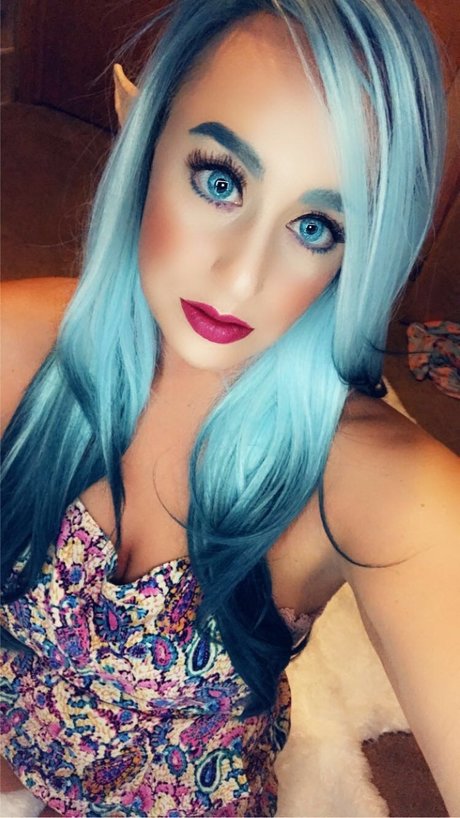 Tatted Elsa onlyfans leaked pictures