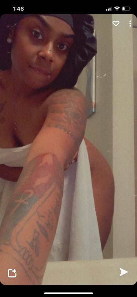 Divine B ass onlyfans