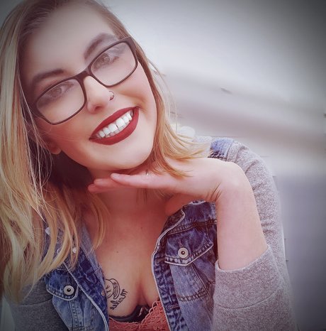 Pixie Kitten leaked onlyfans sextape