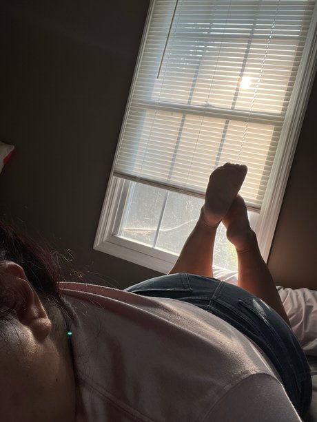 Widefootmargie onlyfans nude