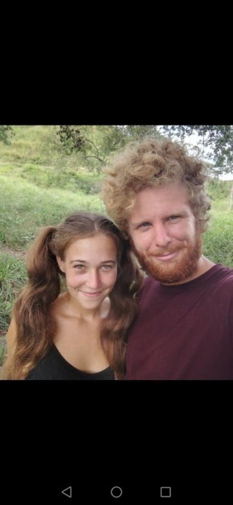 TravellingLovers boobs onlyfans