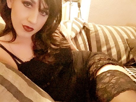 TransLea naked onlyfans leaks