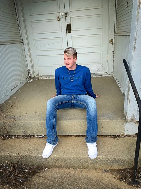 Cameron Weimert onlyfans leakes