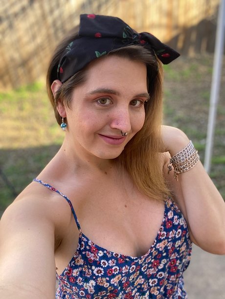 Juniper Rose nude onlyfans leaked