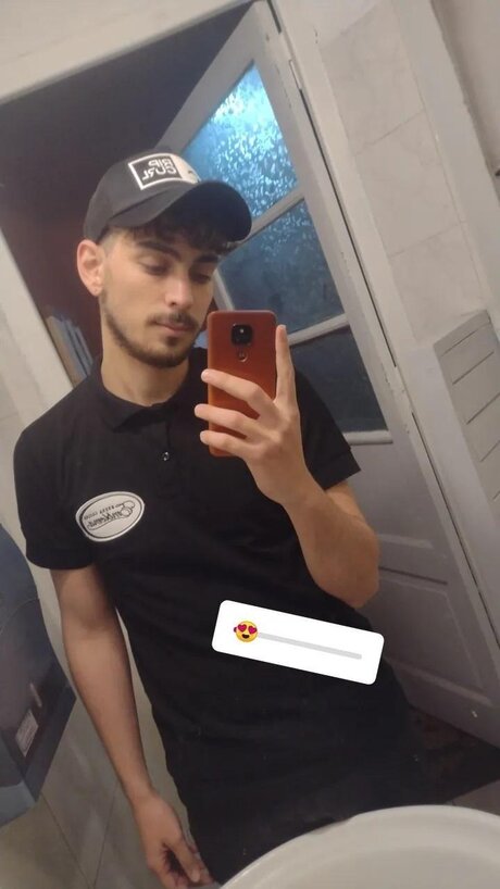 enzo hornus onlyfans pics