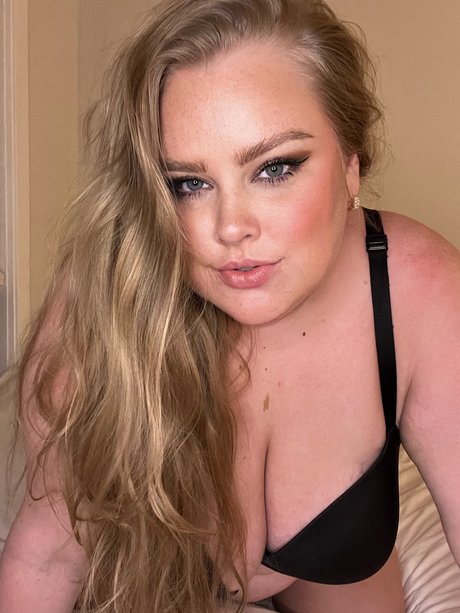 olive martini_ only fans nude