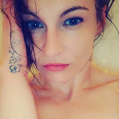 Little Miss Malicious nude onlyfans leaks