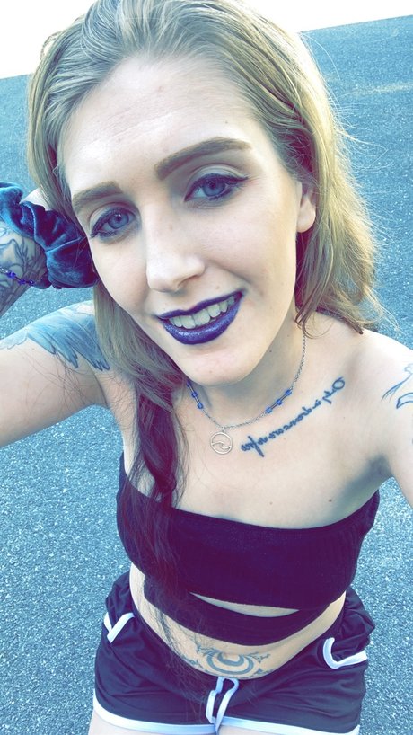 Terra Schmitt onlyfans xxx