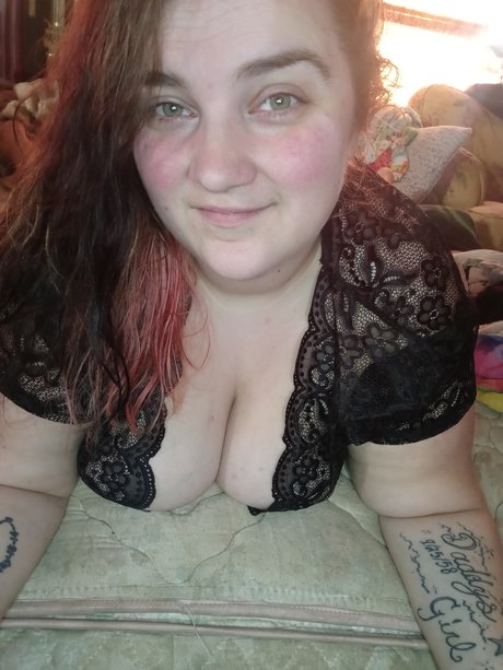 Laura McWilliams nude onlyfans leaks