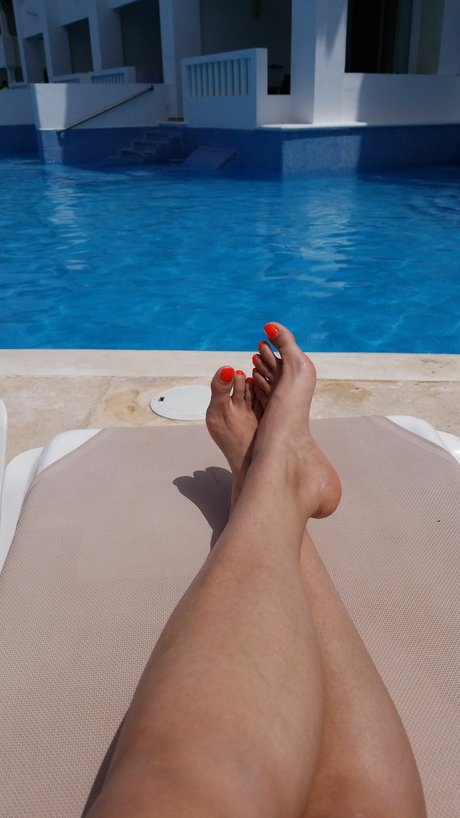 BeautyBelow feet onlyfans