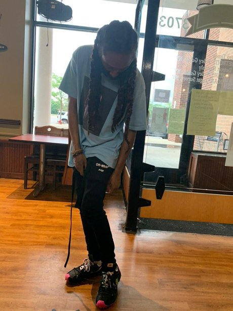 Fred Daniel onlyfans strip tease