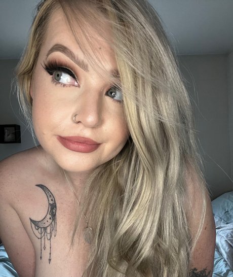 Laynee_ nude leak onlyfans