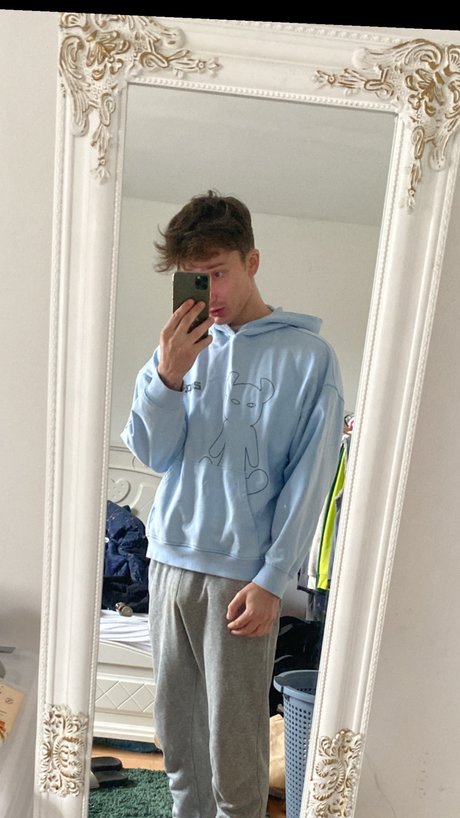 Prinz Alexy naked onlyfans