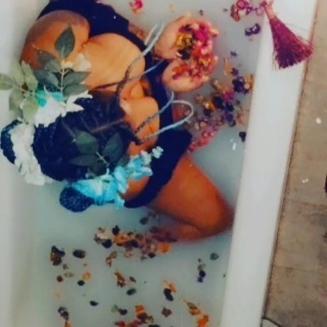 MiniSparxx onlyfans leaks naked