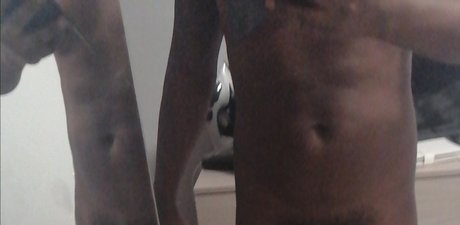 Buscomamones only fans naked