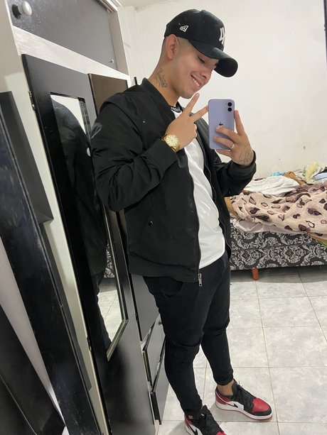 Tahiel_ onlyfans post