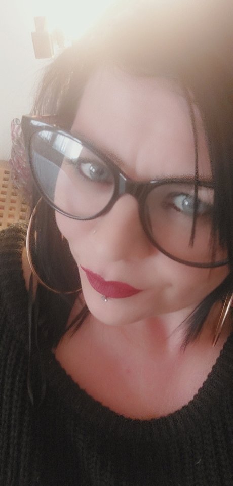 Nikki Bozz onlyfans leaked tits