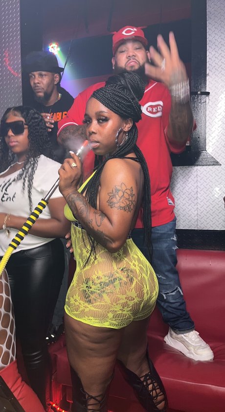 J U D Y_ naked on onlyfans