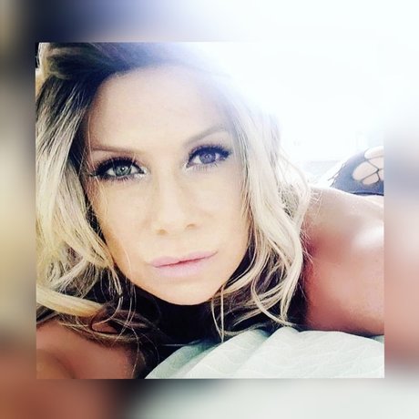 Sasha Steele onlyfans porn leaks