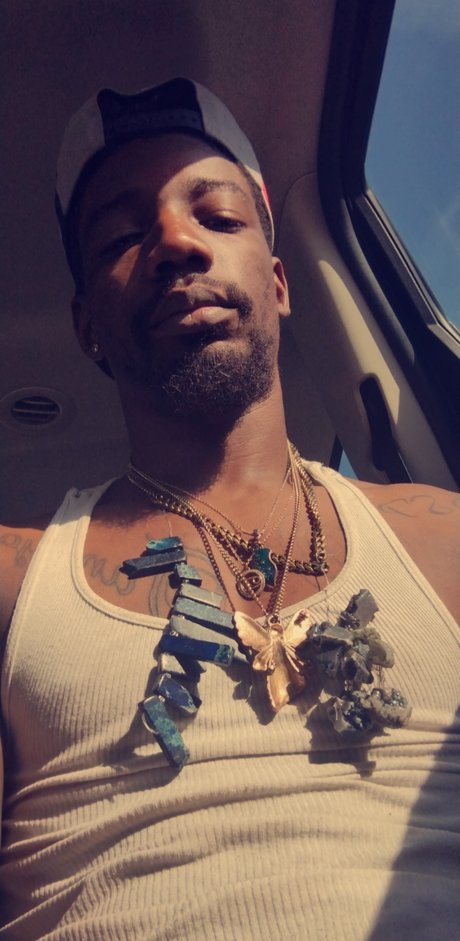 Ace LongSnake onlyfans fotos