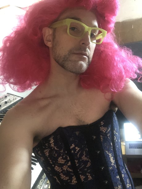 MuzikNerd leaked only fans