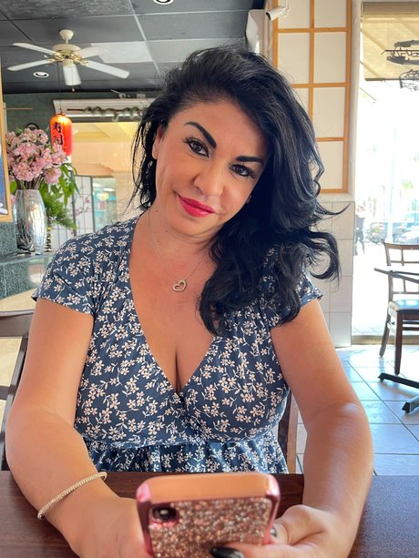 Mrs Kitty Cat onlyfans joi