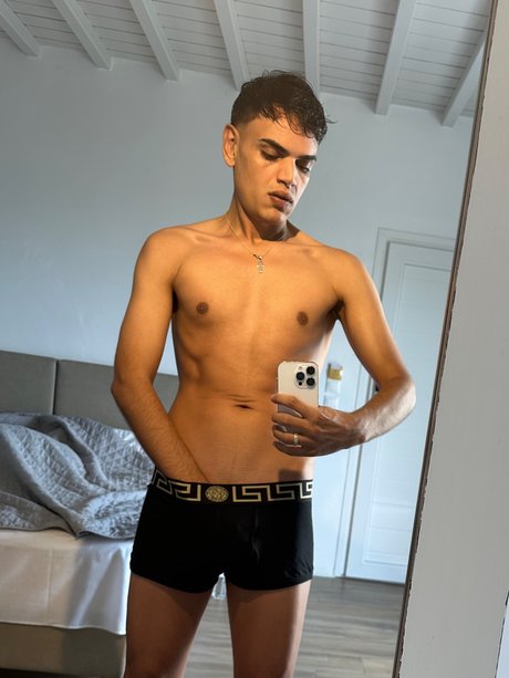 Twink oh_ onlyfans tits