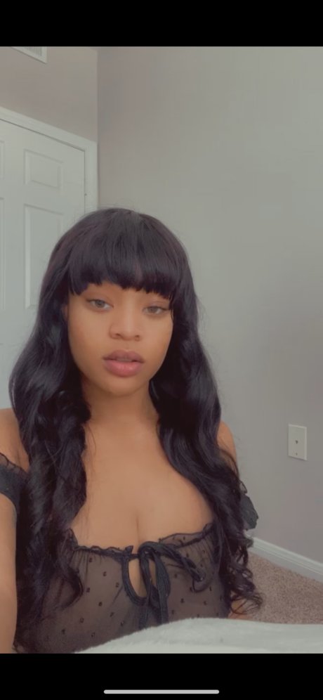 Lady Bandz nude only fans