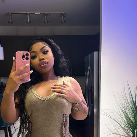 Brat doll onlyfans leaks nudes