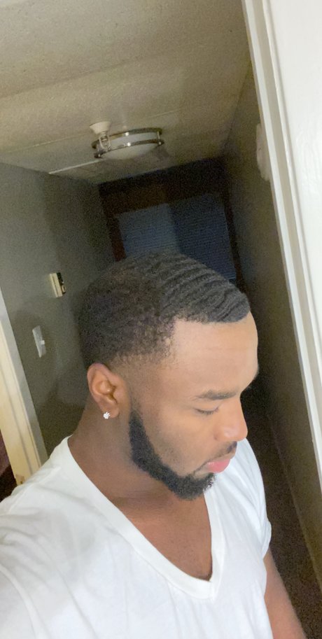 Lilblack5 strip onlyfans