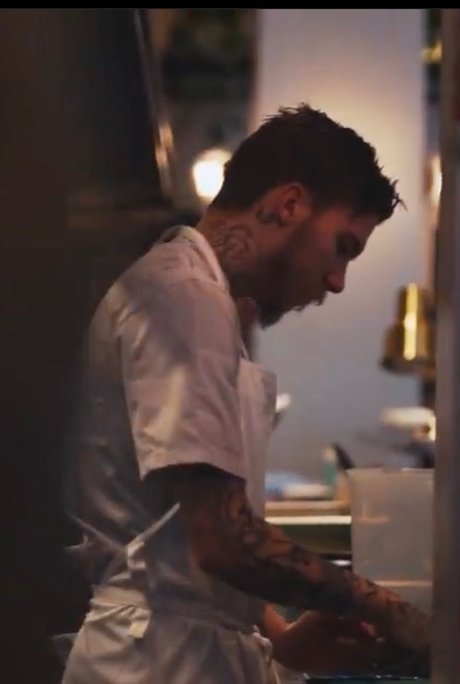 The Tattooed Naked Chef onlyfans pic