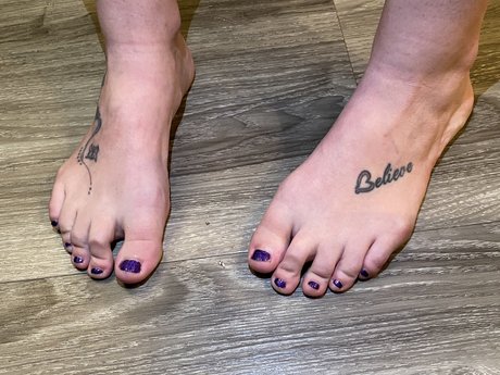 Kay s Cute Feet_ onlyfans leaked tits