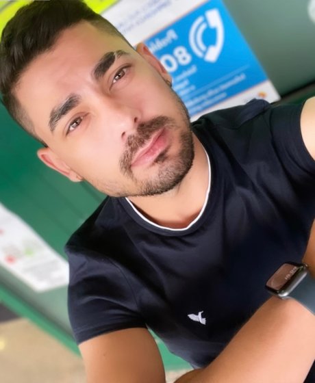 Boy25 only fans nude leaks