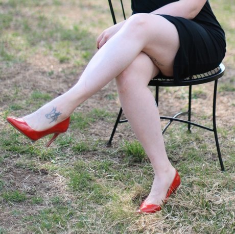 Twinkling Toes onlyfans leaked.