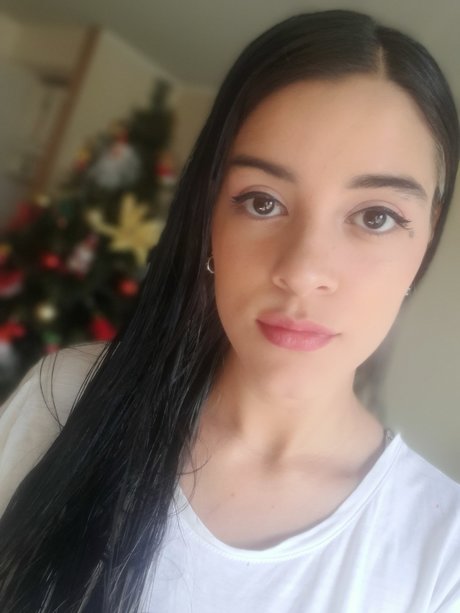 Daniela Marin strip onlyfans