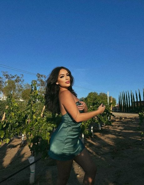 Rayleen Vega onlyfans naked pics