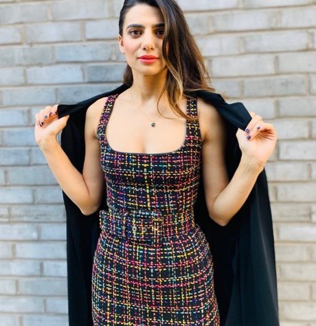 Claudia Doumit only fans pictures