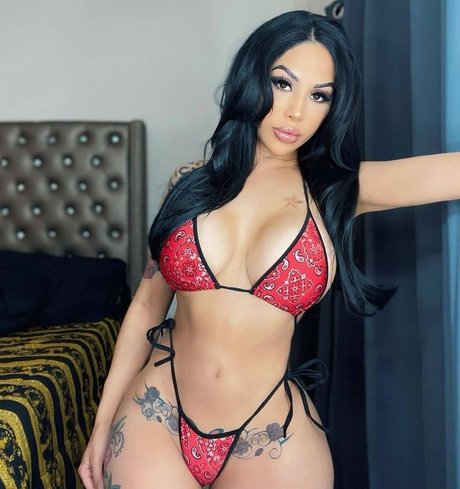 cynthiaamartell onlyfans images