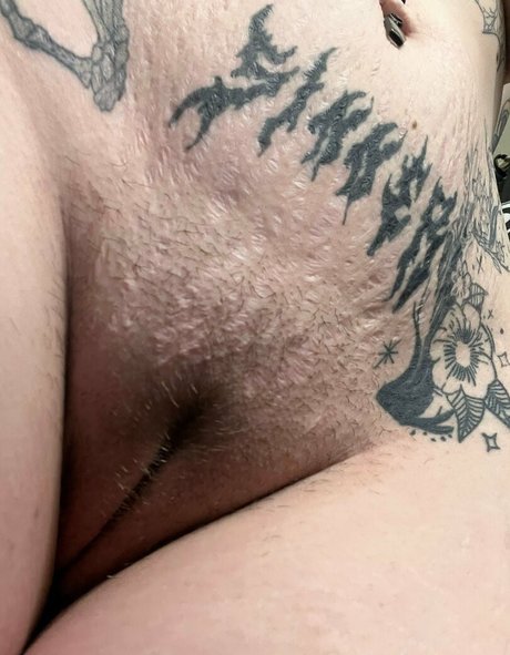 HotGothMlf leaked porn onlyfans