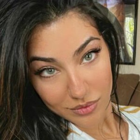 GattiMonica onlyfans leaked.