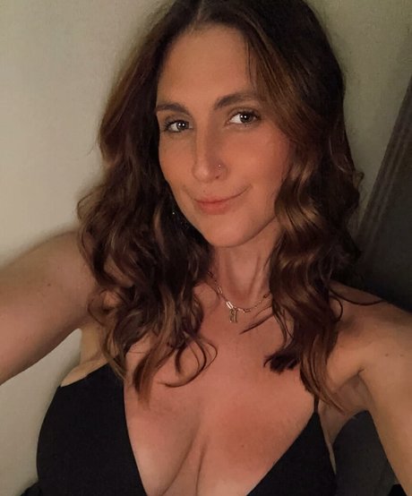 Rachel Myers tits onlyfans