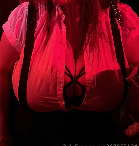 Laura Chiaramonte nude onlyfans