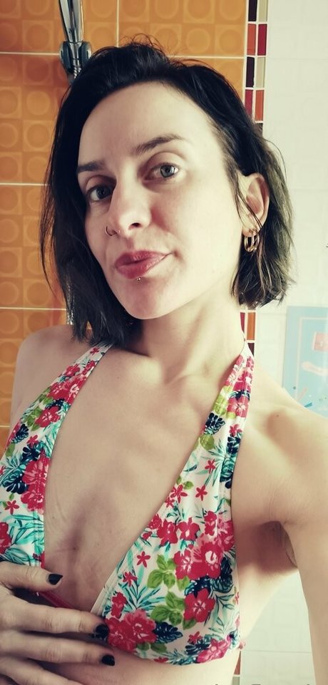 missfloraberlinfree onlyfans de